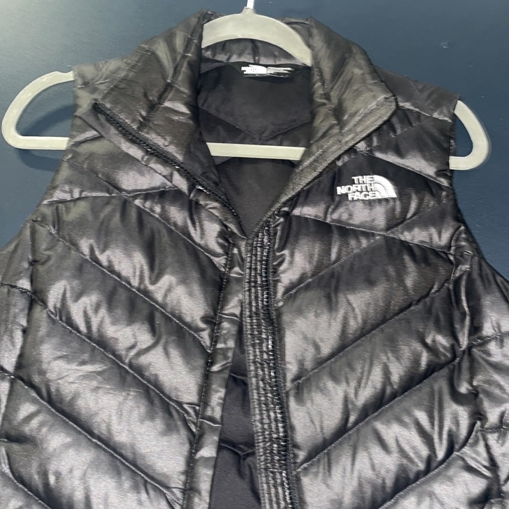 North face vest - Take 50% off your entire purchase!